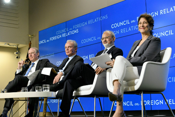 Richard Haass, Ferdinando Nelli Feroci, Sunjoy Joshi, and Mara Liasson launch the Report Card on International Cooperation. (Kaveh Sardari)